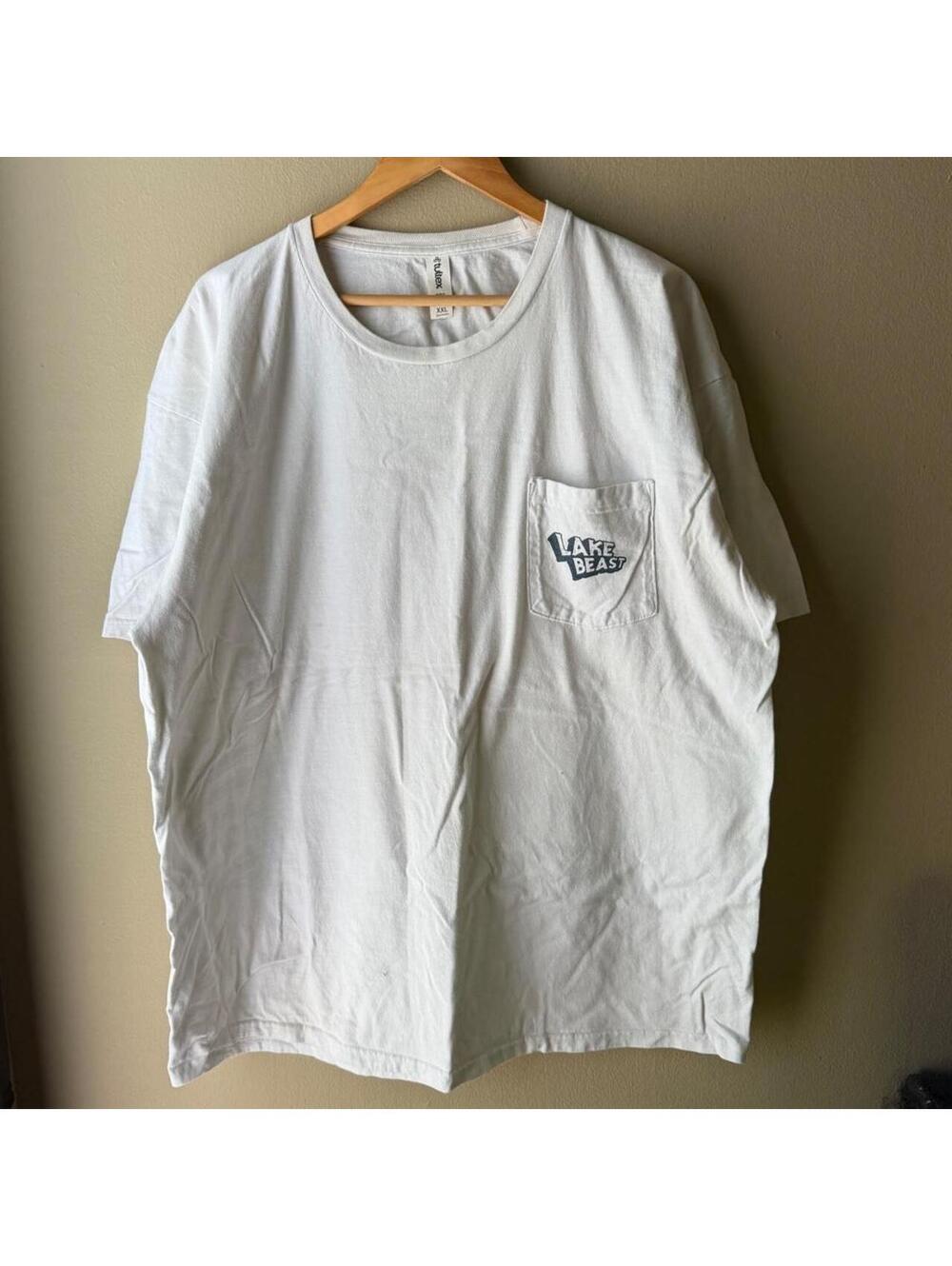 West O Lake Beast Monster Graphic Pocket Tee XXL